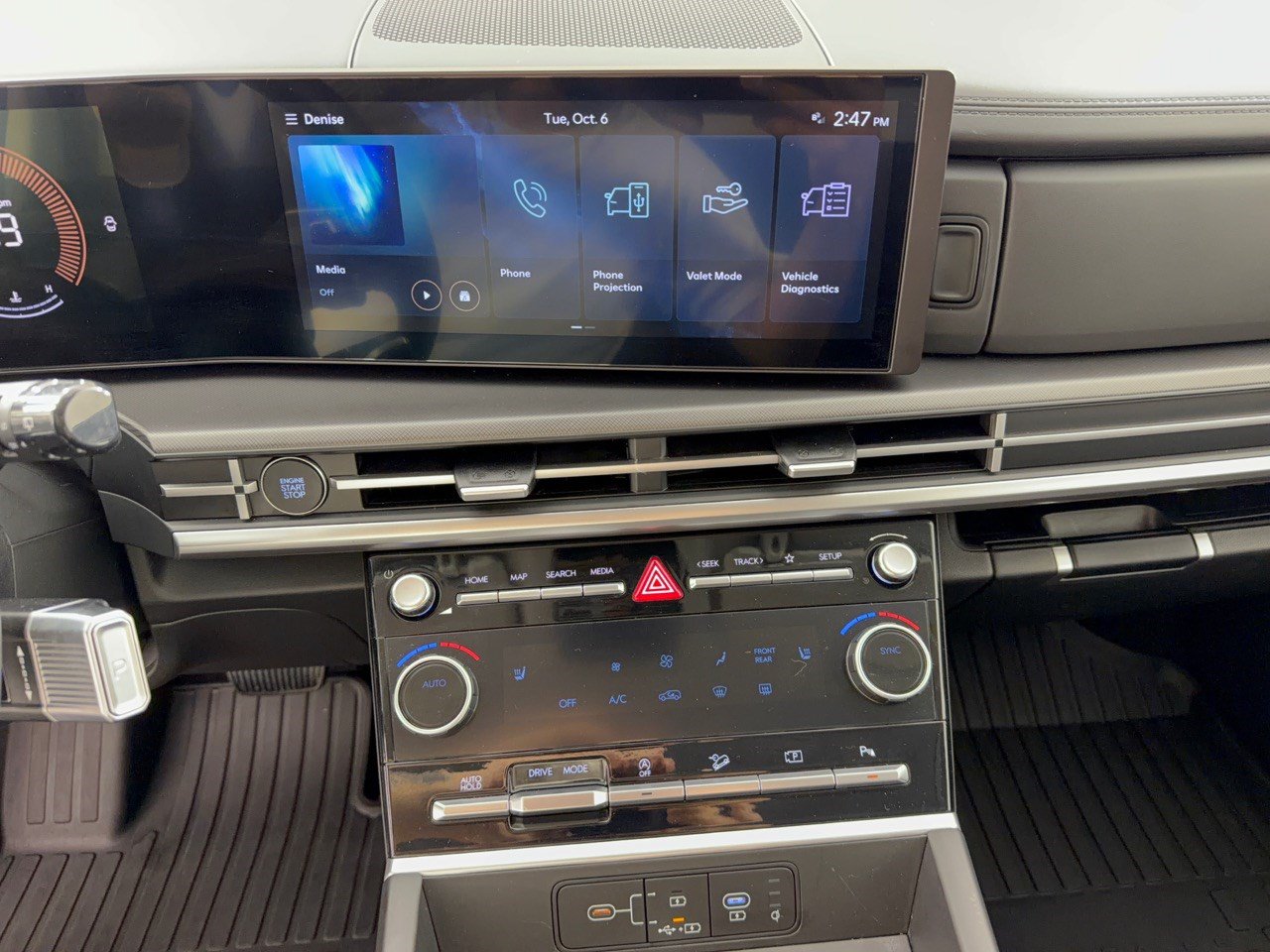 Certified 2026 Hyundai Santa Fe SEL FWD image 22