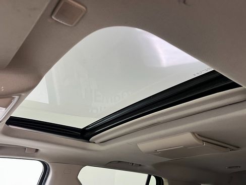 Used 2019 Chevrolet Tahoe Premier image 33