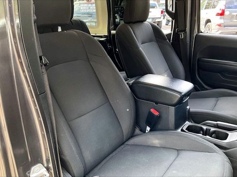 Used 2021 Jeep Wrangler Unlimited Sport image 24