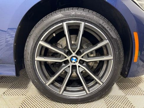 Used 2021 BMW 330i xDrive Sedan w/ Premium Package image 22