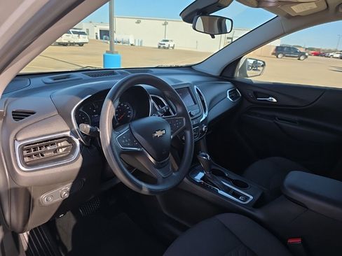 Used 2020 Chevrolet Equinox LT image 9