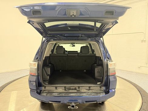 Used 2019 Toyota 4Runner SR5 Premium image 45