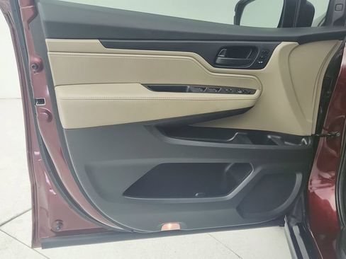 Used 2018 Honda Odyssey EX-L image 23