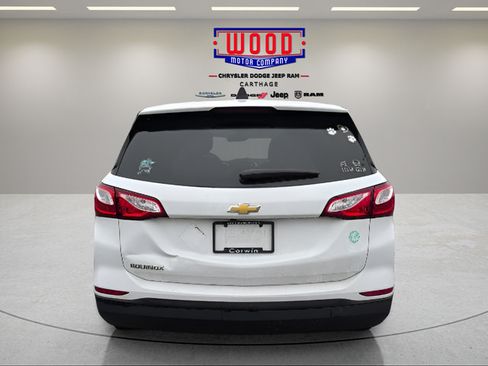 Used 2020 Chevrolet Equinox LS w/ LS Convenience Package FWD image 5