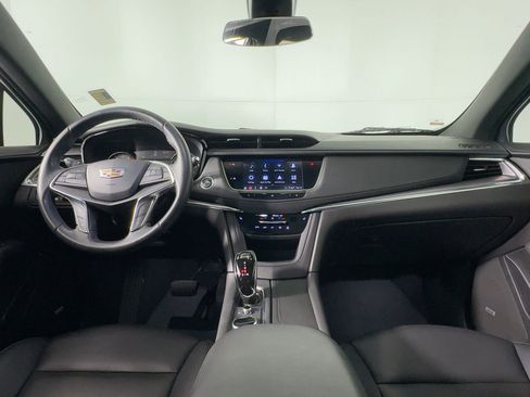 Used 2020 Cadillac XT5 Luxury image 16