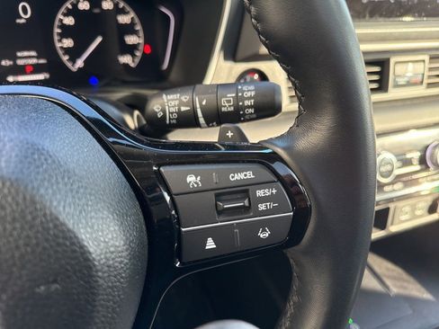 Certified 2023 Honda Pilot Touring image 19