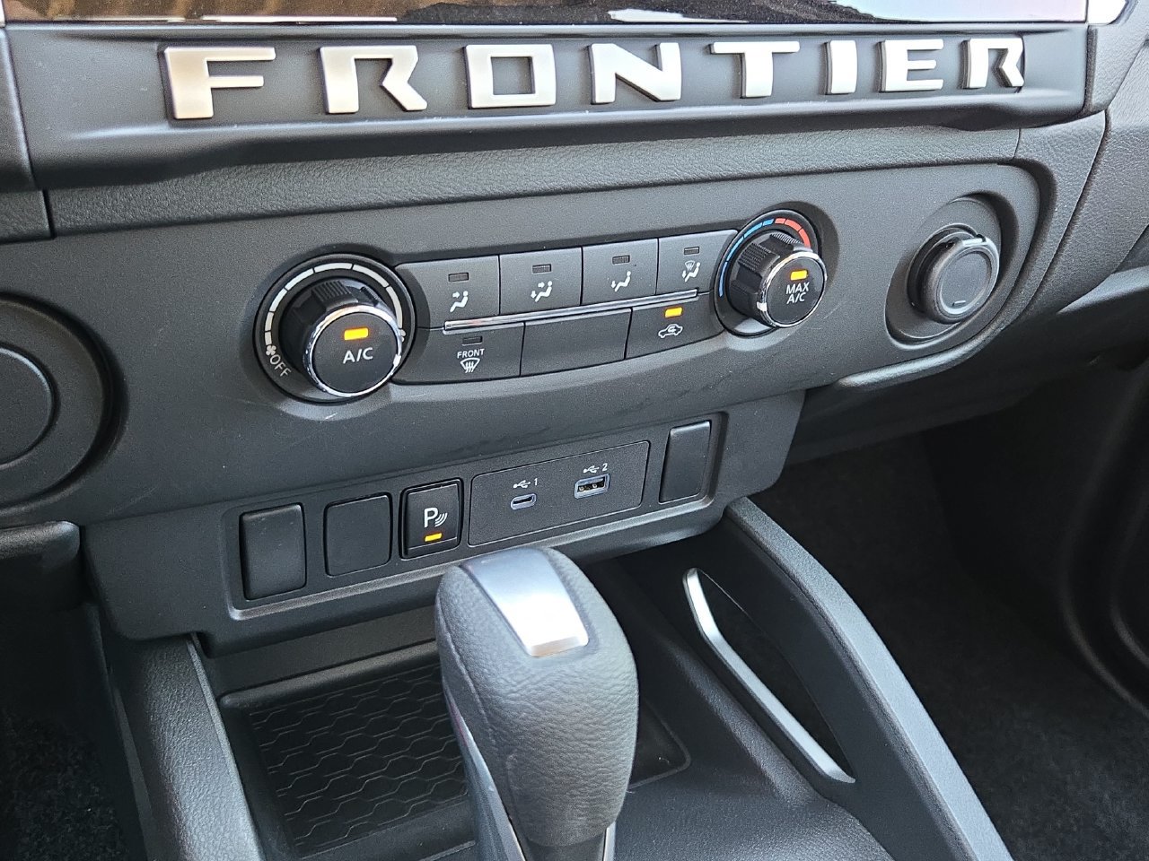 Certified 2025 Nissan Frontier SV RWD image 20