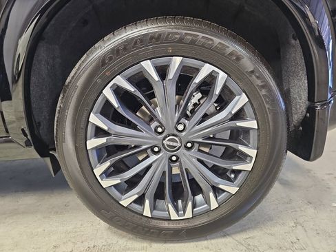 New 2026 Nissan Rogue Platinum w/ Platinum Premium Package AWD/4WD image 13