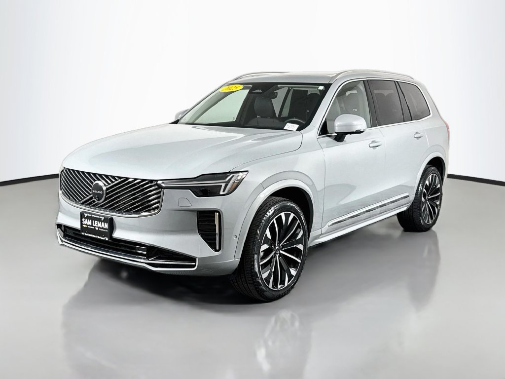 Used 2025 Volvo XC90 B6 Plus AWD/4WD image 3