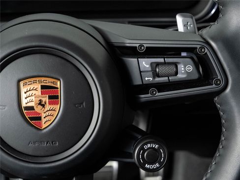 Certified 2026 Porsche Cayenne S AWD/4WD image 11