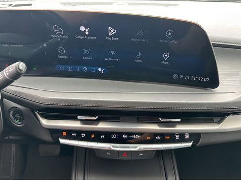 Certified 2024 Cadillac XT4 Premium Luxury FWD image 25