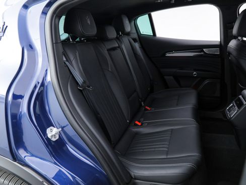 New 2025 Maserati Grecale Modena image 17