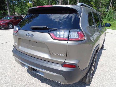 Used 2019 Jeep Cherokee 4WD Limited w/ Luxury Group w/ Luxury Group image 12