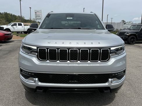 New 2025 Jeep Wagoneer 4WD w/ Premium Group I image 2