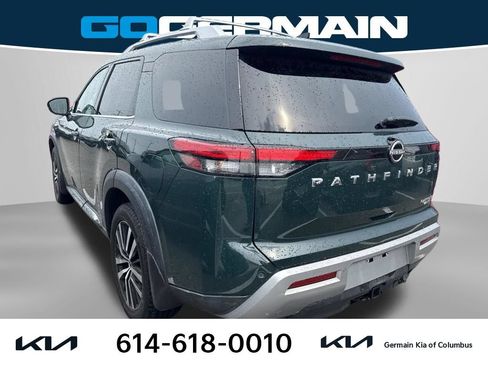 Used 2023 Nissan Pathfinder Platinum AWD/4WD image 2