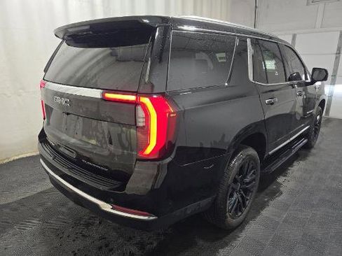 Used 2025 GMC Yukon Elevation w/ LPO, Yukon Black Package image 4
