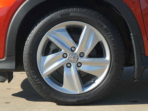 Used 2019 Honda HR-V EX image 7