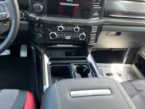 New 2025 Ford F250 Lariat w/ Lariat Ultimate Package AWD/4WD image 36