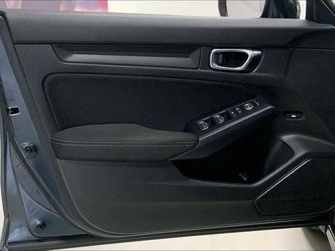 Used 2025 Honda Civic Sport image 25