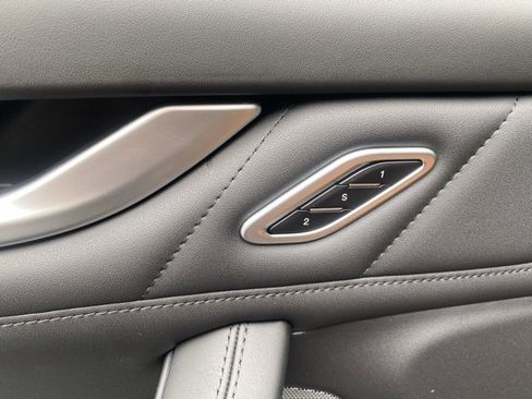 New 2024 Maserati Levante Trofeo image 19