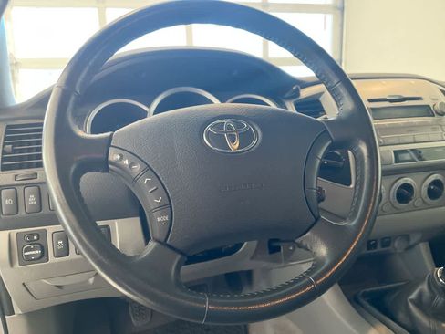 Used 2011 Toyota Tacoma 4x4 Access Cab V6 image 14