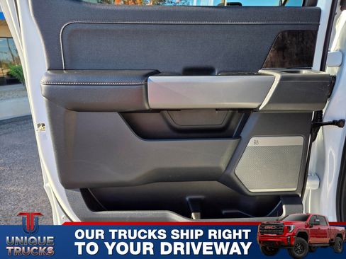 Used 2024 Ford F350 Lariat w/ Lariat Ultimate Package image 17