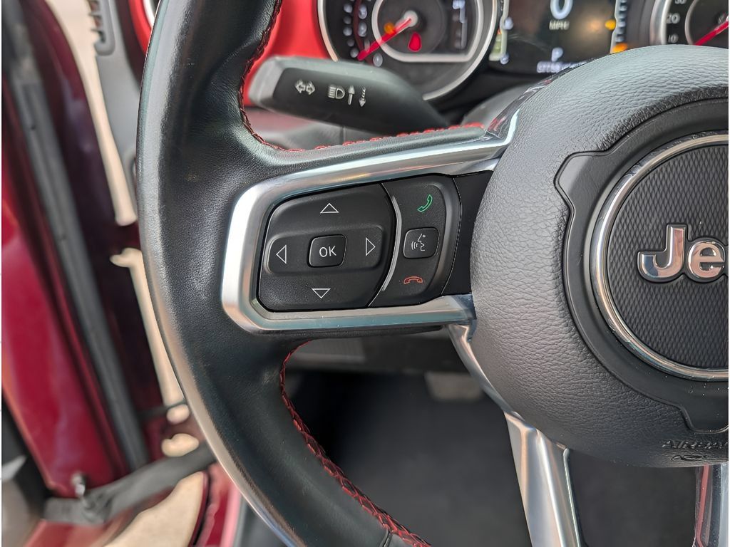 Used 2021 Jeep Gladiator Rubicon AWD/4WD image 17