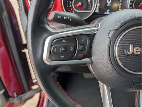 Used 2021 Jeep Gladiator Rubicon AWD/4WD image 17