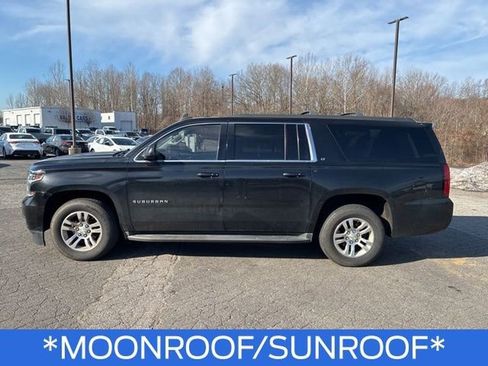 Used 2016 Chevrolet Suburban LT image 6