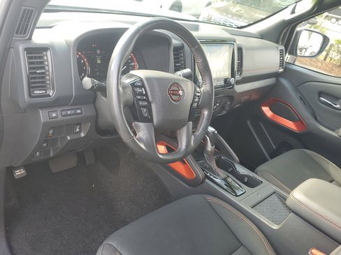 Used 2023 Nissan Frontier Pro-X w/ Pro Convenience Package image 19