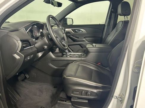 Used 2023 Chevrolet Traverse Premier w/ Redline Edition AWD/4WD image 12