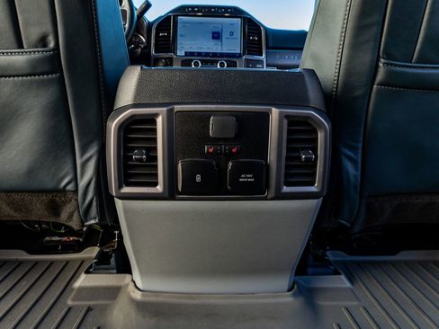 Used 2022 Ford F450 Limited w/ FX4 Off-Road Package image 31