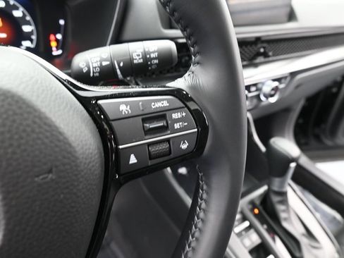 Used 2026 Honda CR-V EX-L image 25