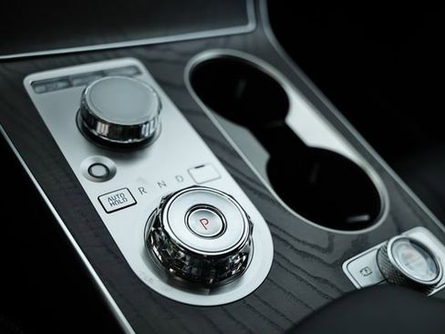New 2026 Genesis GV80 2.5T Advanced AWD/4WD image 37