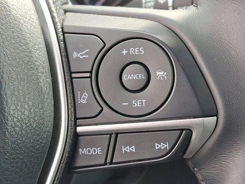 Certified 2023 Toyota Camry XLE image 22