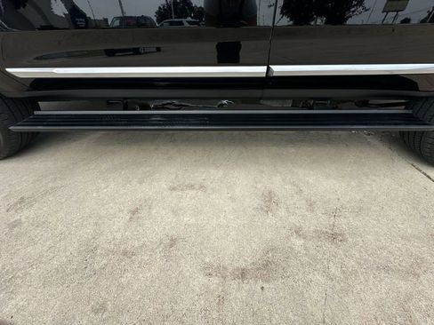 Certified 2021 GMC Yukon Denali w/ Denali Ultimate Package image 42