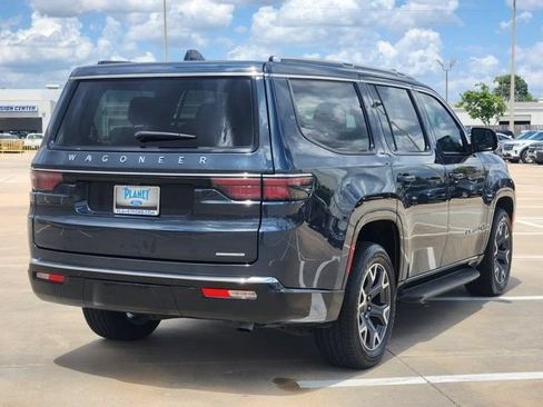 Used 2024 Jeep Wagoneer Series III AWD/4WD image 5