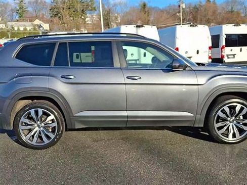 Used 2022 Volkswagen Atlas SE image 9