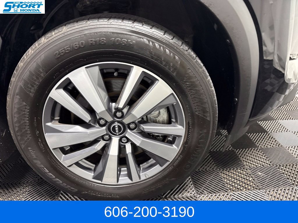 Used 2024 Nissan Pathfinder SL AWD/4WD image 4