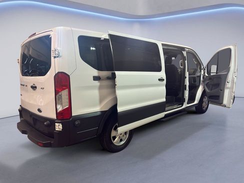 Used 2018 Ford Transit 350 XLT RWD image 14