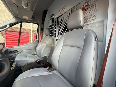 Used 2019 Ford Transit 150 Medium Roof image 11
