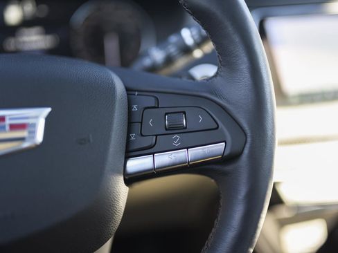 Used 2022 Cadillac XT4 Premium Luxury w/ Enhanced Visibility Package image 26