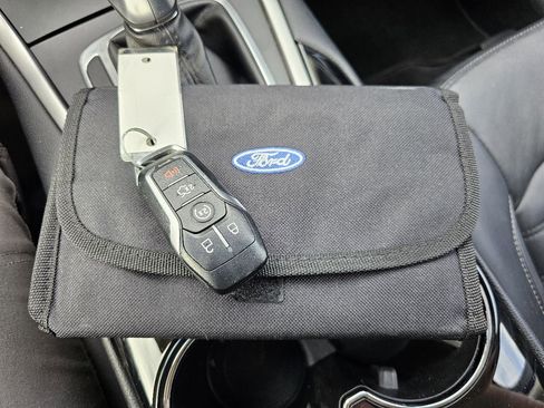 Used 2015 Ford Edge SEL w/ Equipment Group 201A image 65