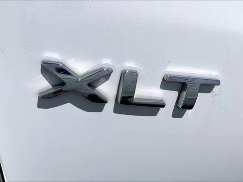 Used 2024 Ford Expedition Max XLT AWD/4WD image 8