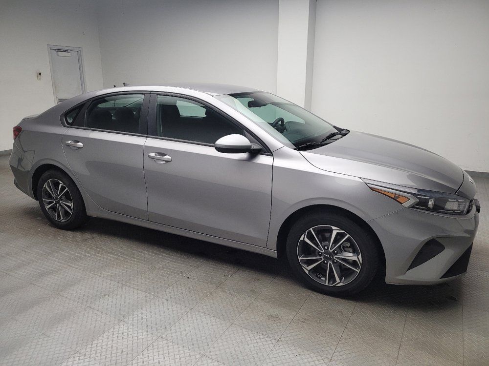 Used 2023 Kia Forte LXS FWD image 11