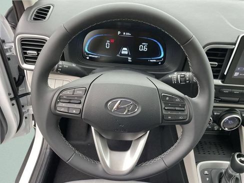 New 2026 Hyundai Venue SEL FWD image 34