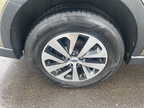 Certified 2022 Subaru Outback Premium image 30