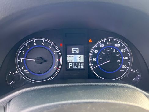 Used 2012 INFINITI G37 x w/ Premium Pkg image 28