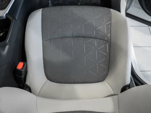 Used 2025 Toyota RAV4 XLE w/ Convenience Package AWD/4WD image 30
