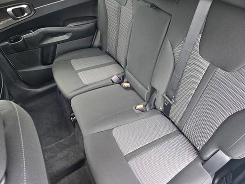New 2026 Kia Sorento LX FWD image 18